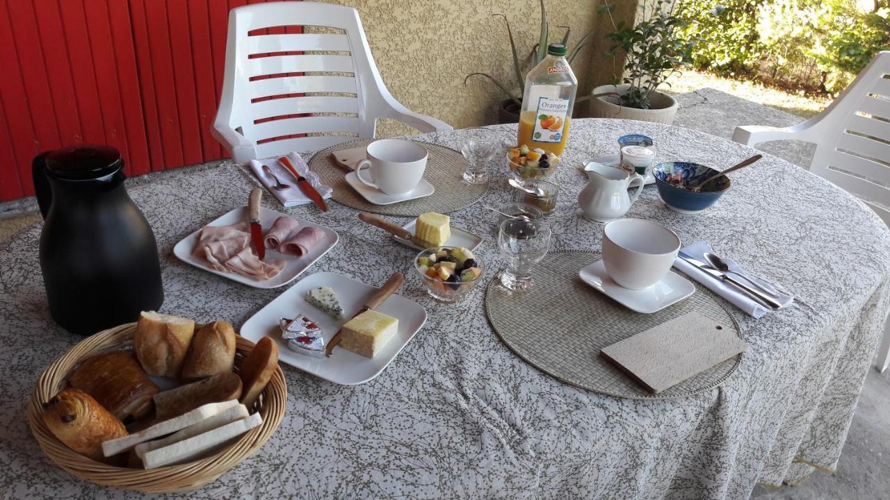 La Demeure D'Helice Bed and Breakfast Langlade Eksteriør billede
